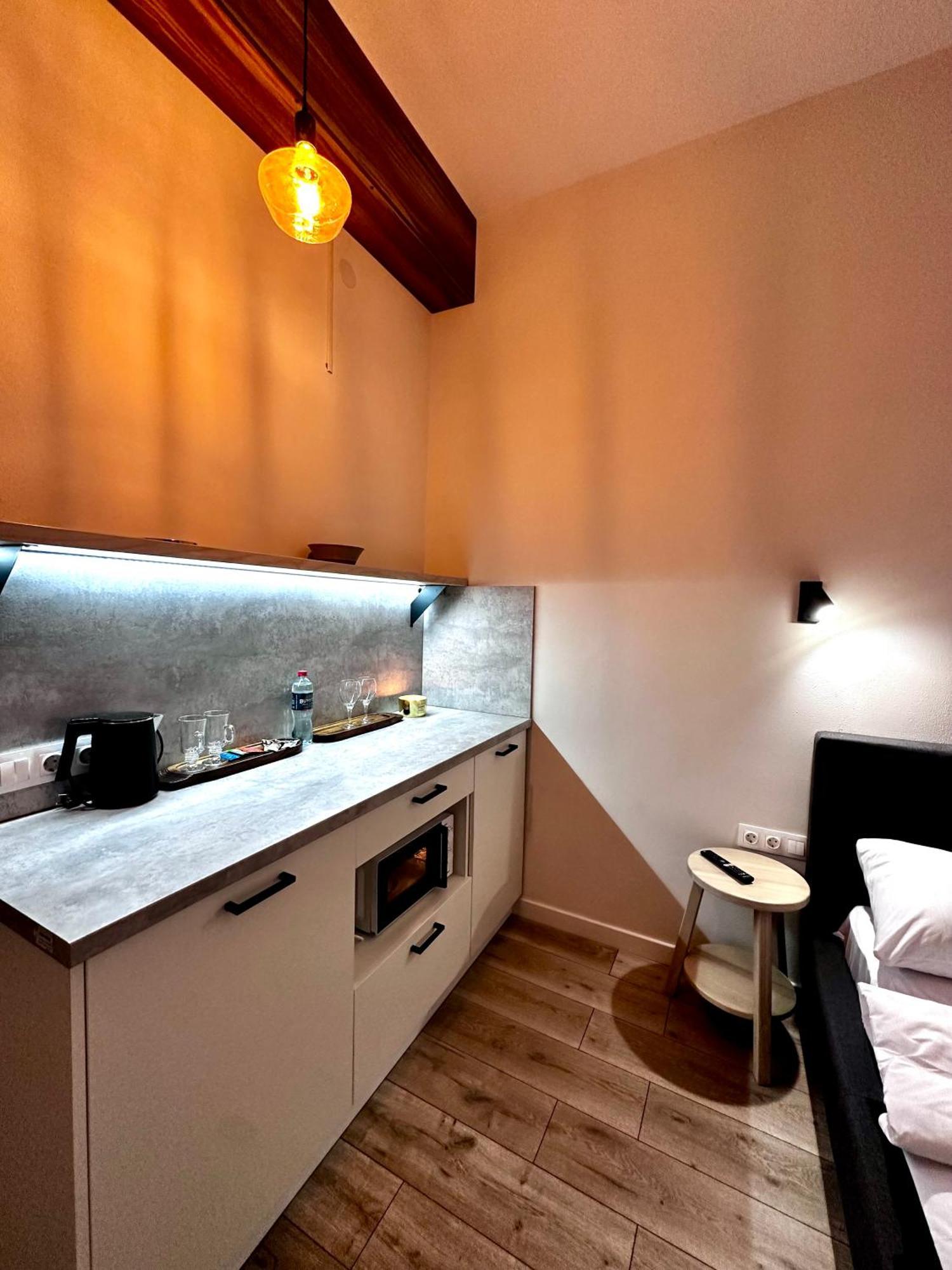 Hotel Gallery 21 Λβιβ Εξωτερικό φωτογραφία