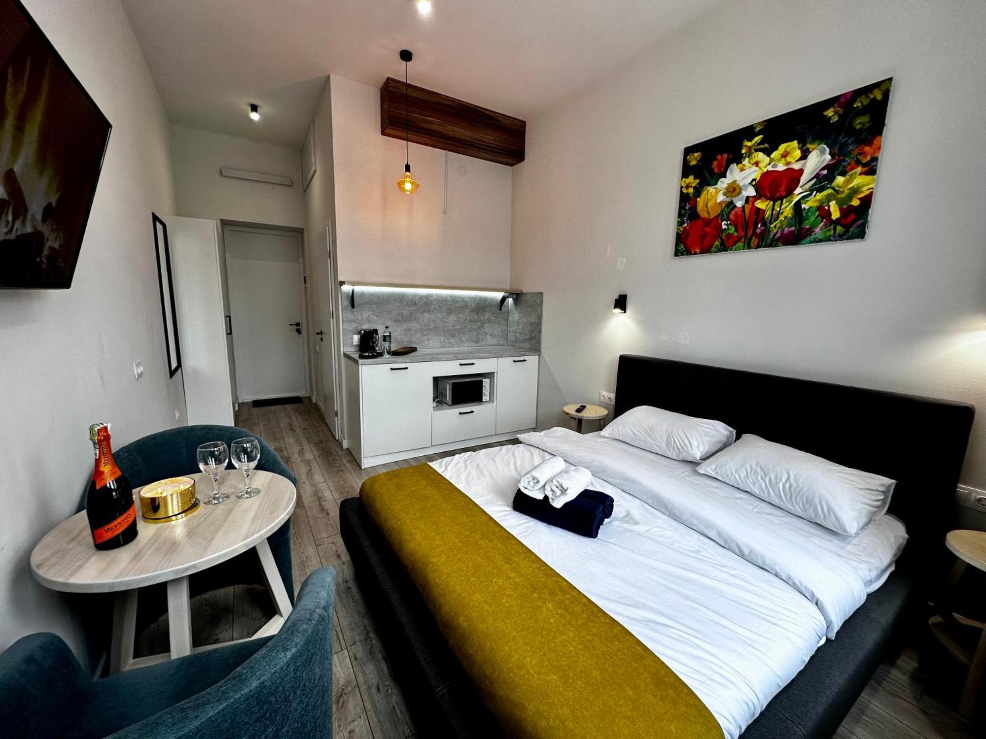 Hotel Gallery 21 Λβιβ Εξωτερικό φωτογραφία